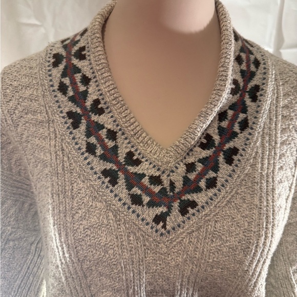 Geoffrey Beene Knit Sweater with Geometric Pattern - Picture 2 of 6